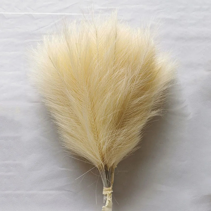 10/30pcs Artificial Pampas Grass – Fluffy Boho Decor for Home & Wedding