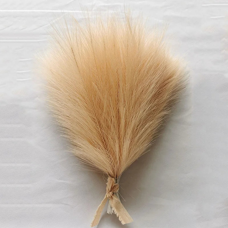 10/30pcs Artificial Pampas Grass – Fluffy Boho Decor for Home & Wedding