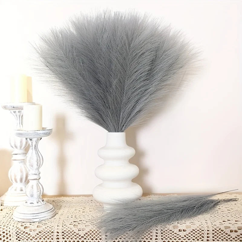 10/30pcs Artificial Pampas Grass – Fluffy Boho Decor for Home & Wedding